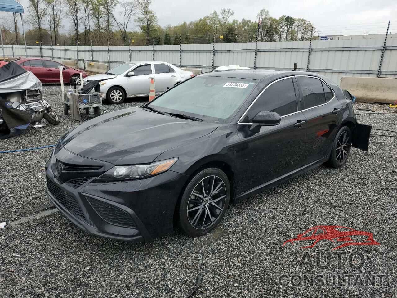 TOYOTA CAMRY 2021 - 4T1G11AK0MU575212