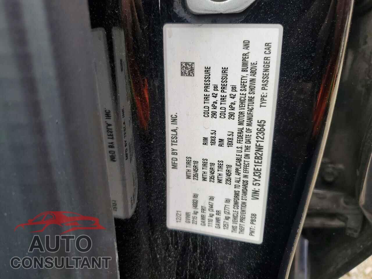 TESLA MODEL 3 2022 - 5YJ3E1EB2NF123645