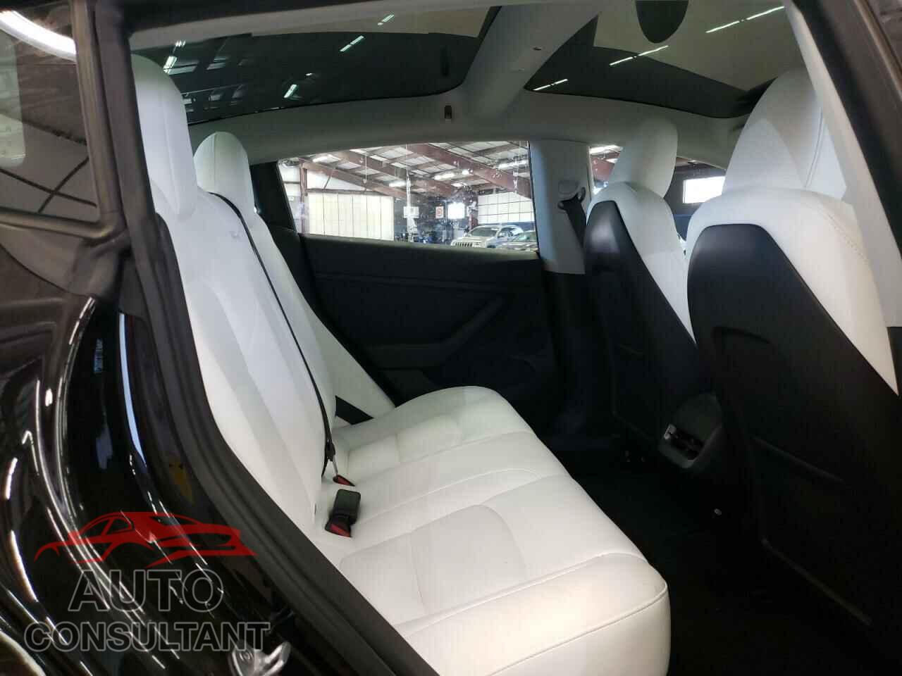 TESLA MODEL 3 2023 - 5YJ3E1EB3PF707796