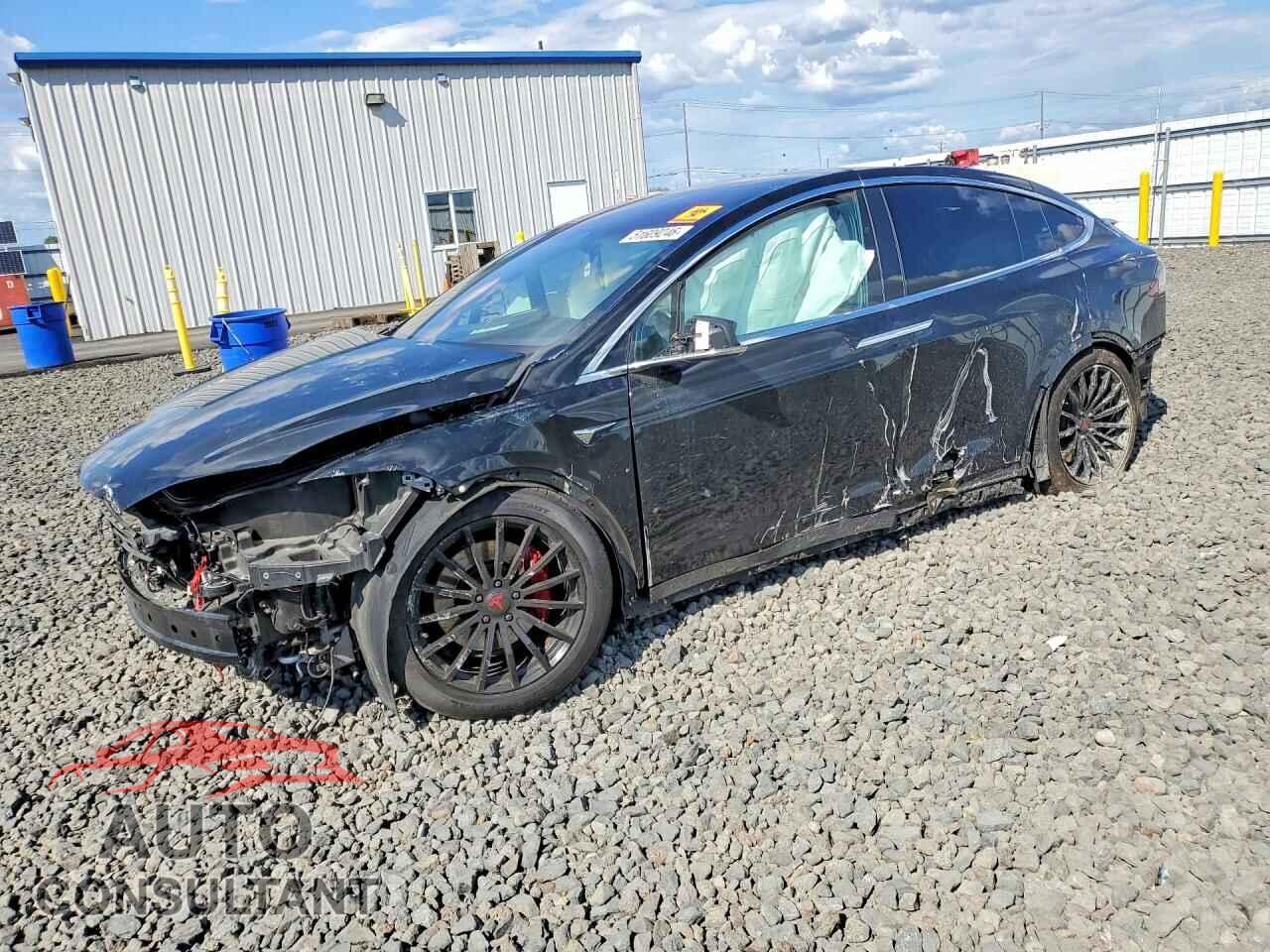 TESLA MODEL X 2020 - 5YJXCDE29LF303596