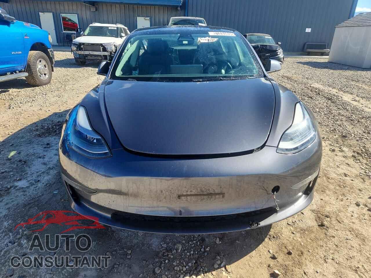 TESLA MODEL 3 2023 - 5YJ3E1EAXPF454953