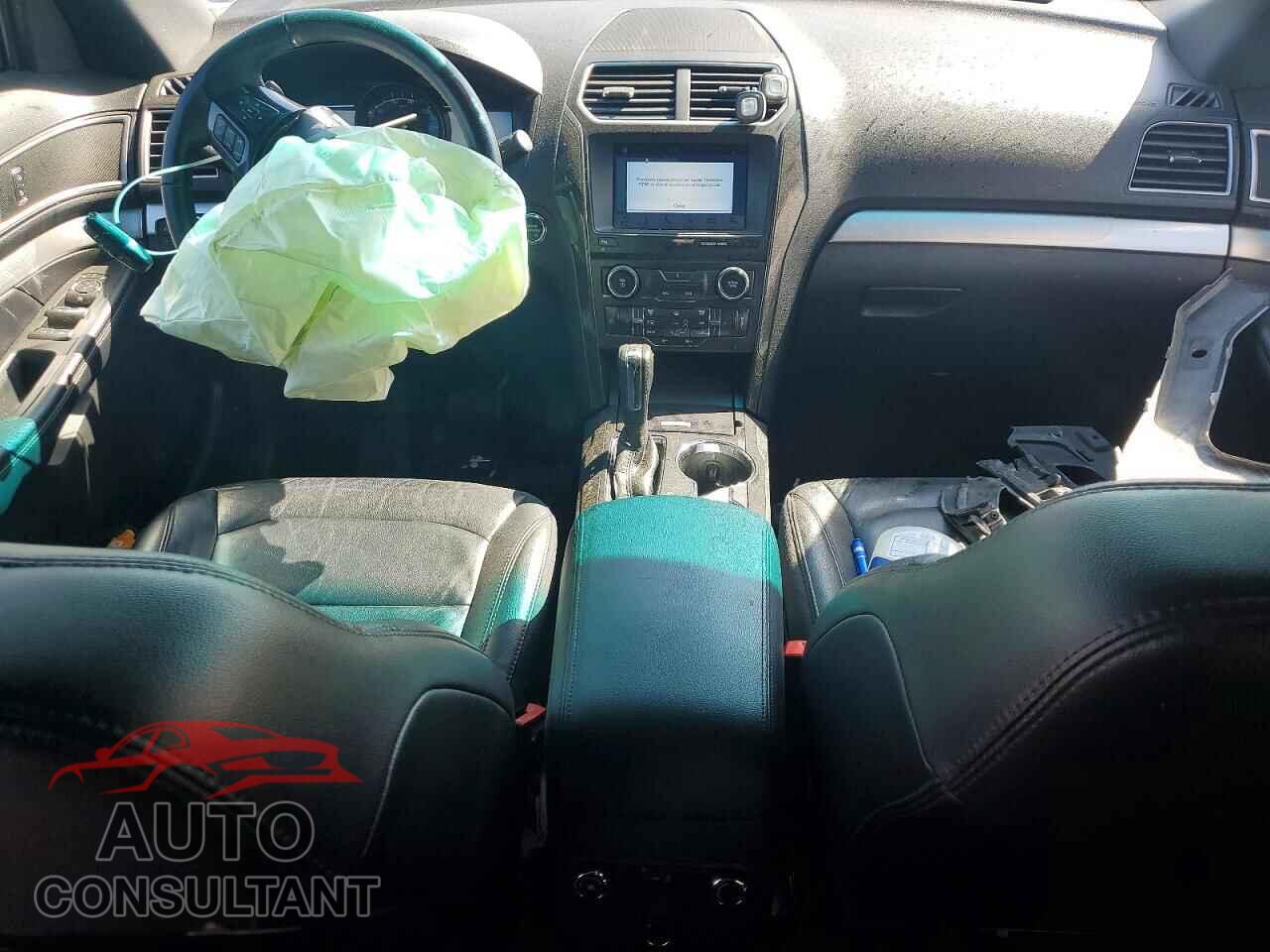 FORD EXPLORER 2017 - 1FM5K7D87HGB68645