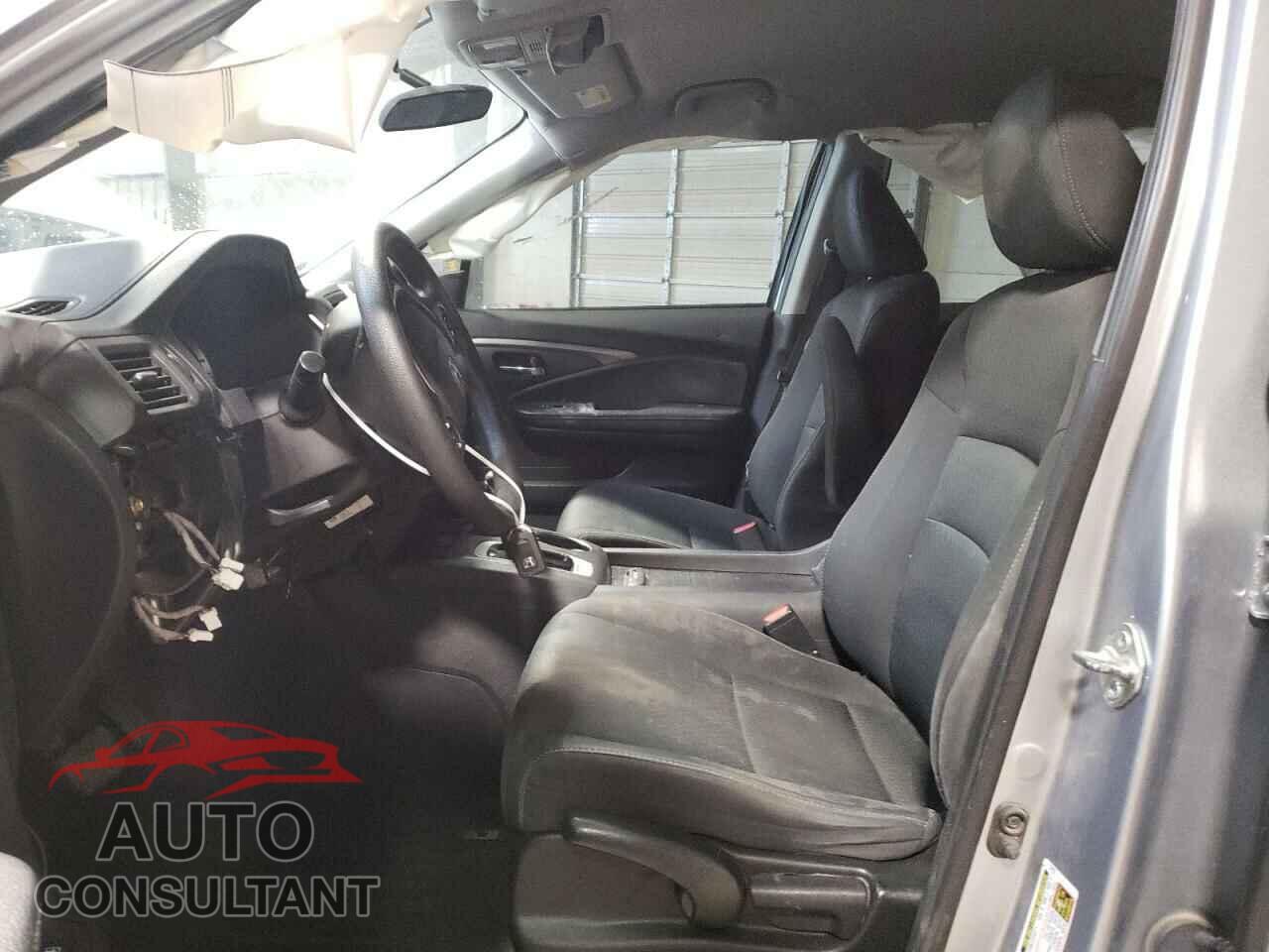HONDA RIDGELINE 2017 - 5FPYK3F22HB012257