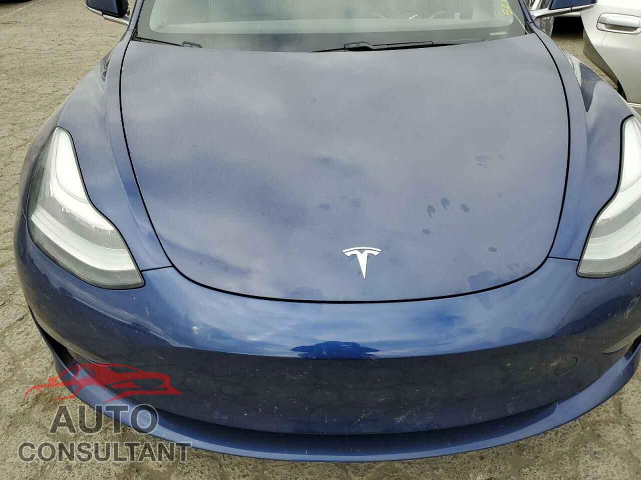 TESLA MODEL 3 2018 - 5YJ3E1EA8JF160135