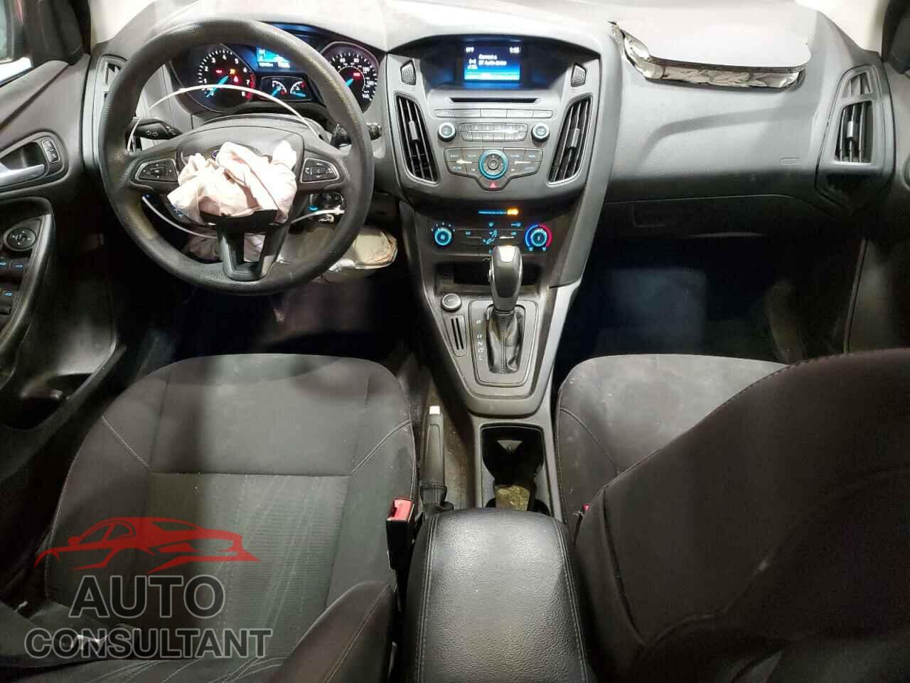 FORD FOCUS 2016 - 1FADP3K26GL303974