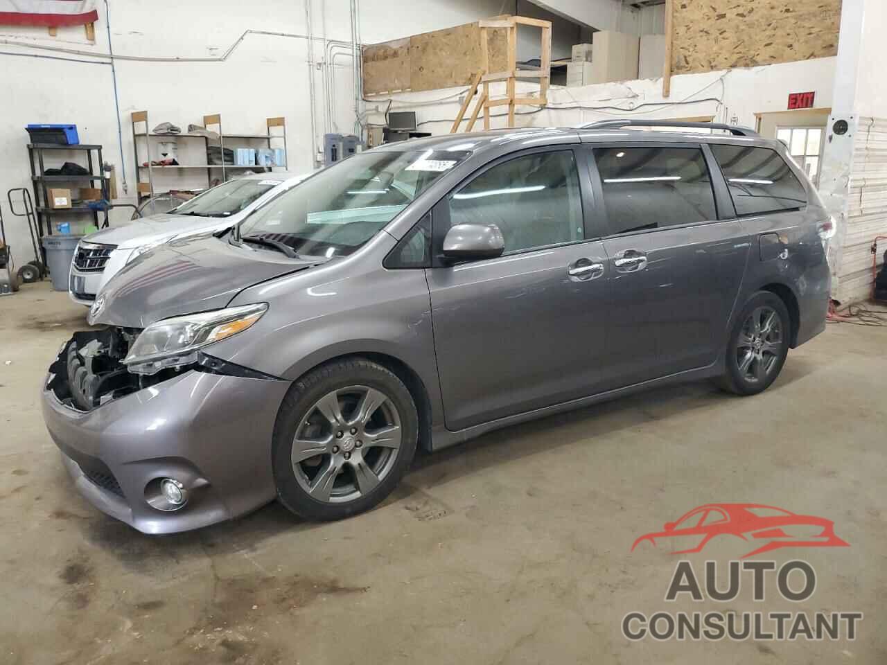 TOYOTA SIENNA 2017 - 5TDXZ3DC2HS816940