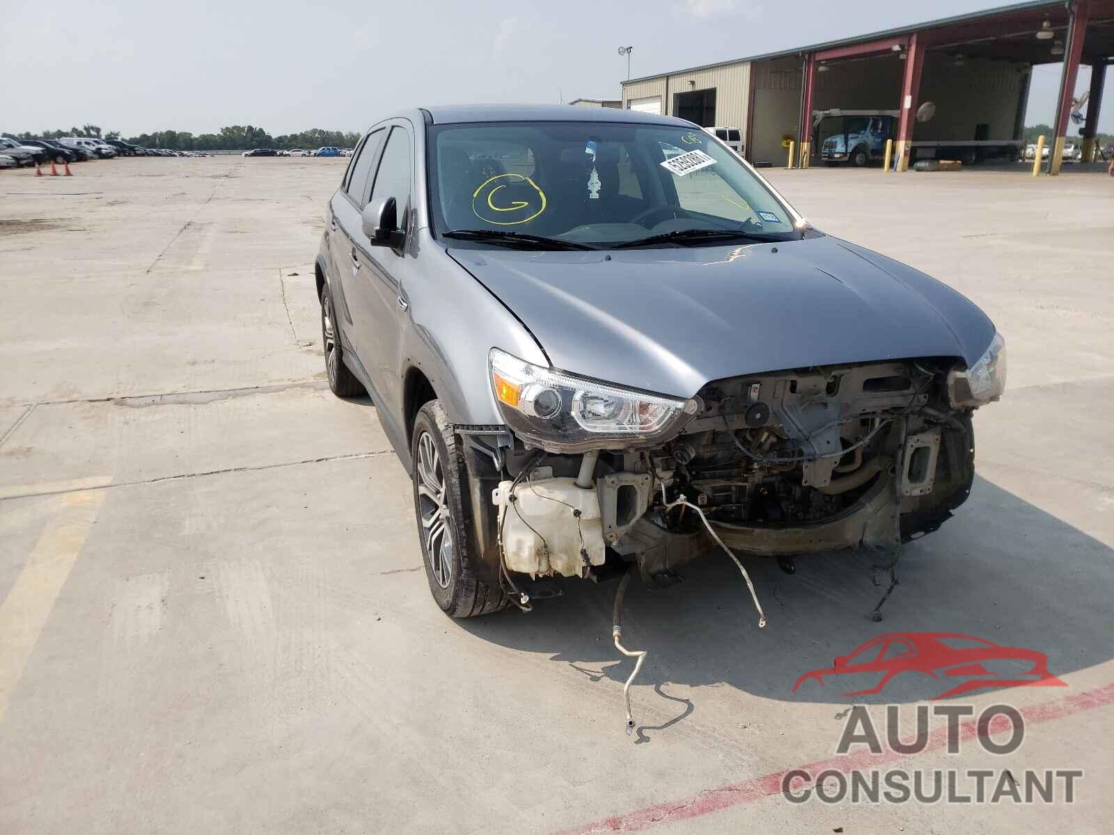 MITSUBISHI OUTLANDER 2018 - JA4AP3AU9JU018035