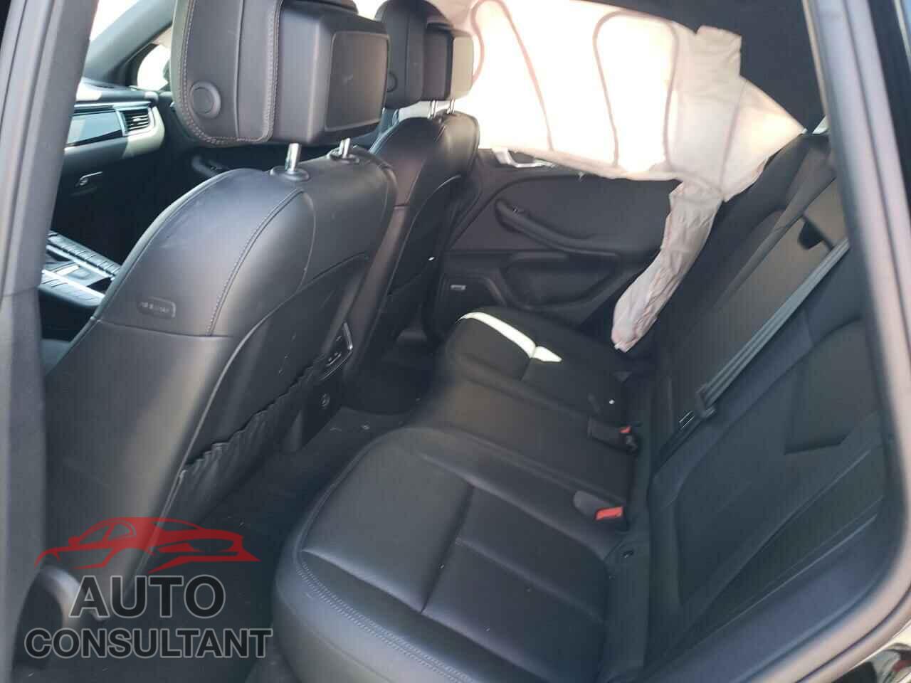 PORSCHE MACAN 2018 - WP1AA2A54JLB22401