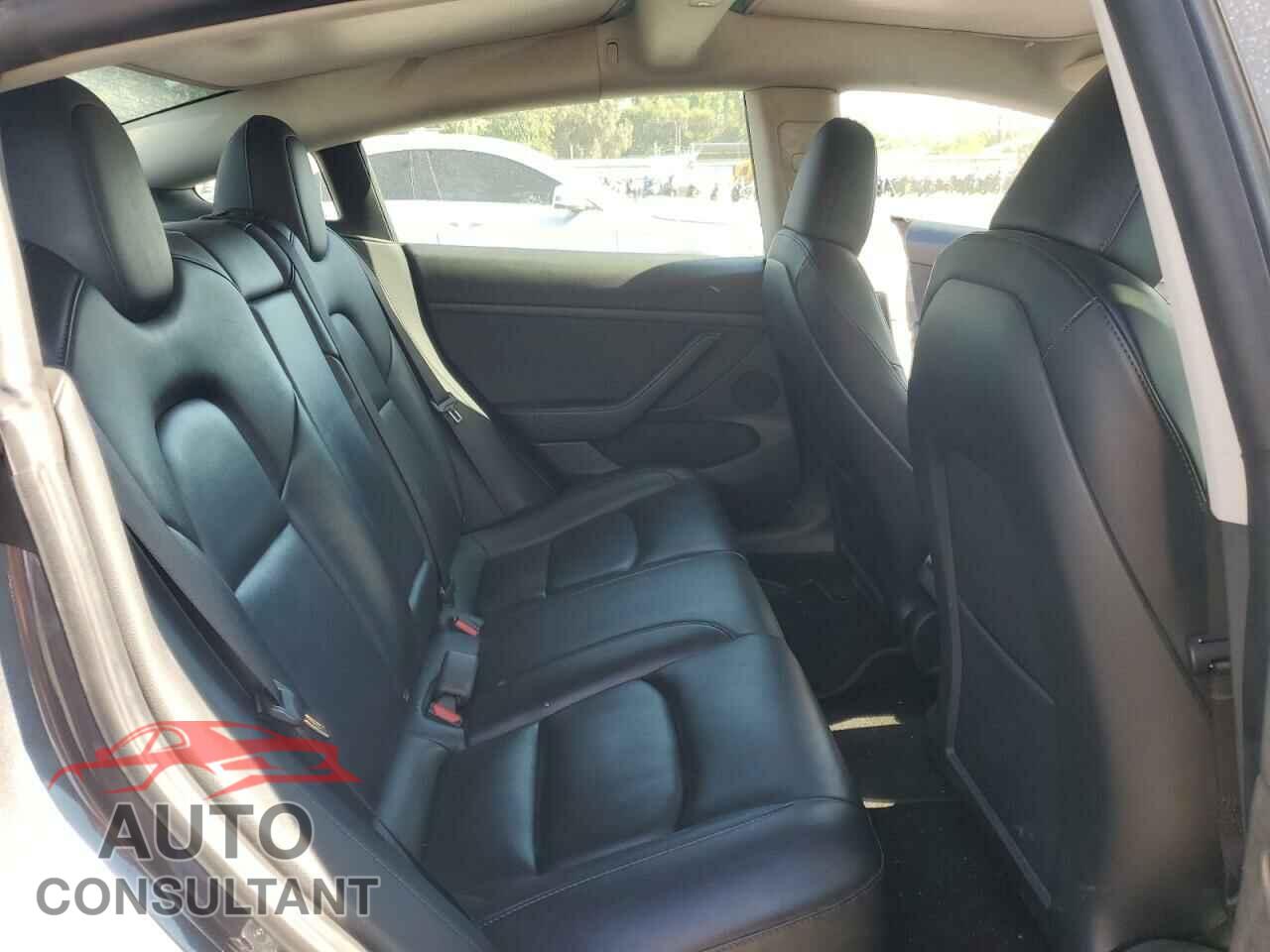 TESLA MODEL 3 2023 - 5YJ3E1EAXPF607931