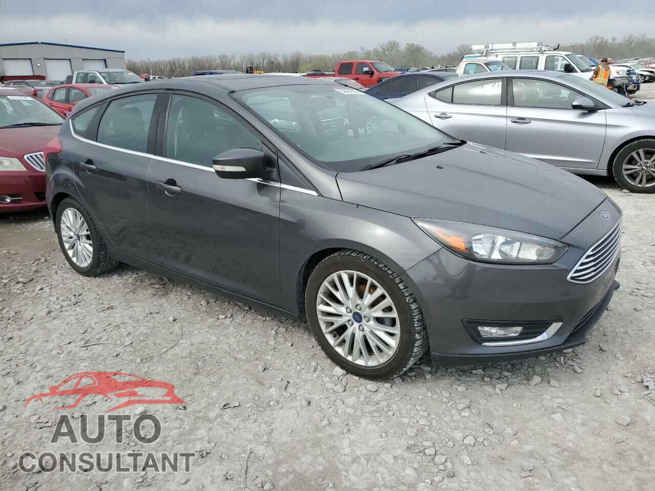 FORD FOCUS 2017 - 1FADP3N24HL320480