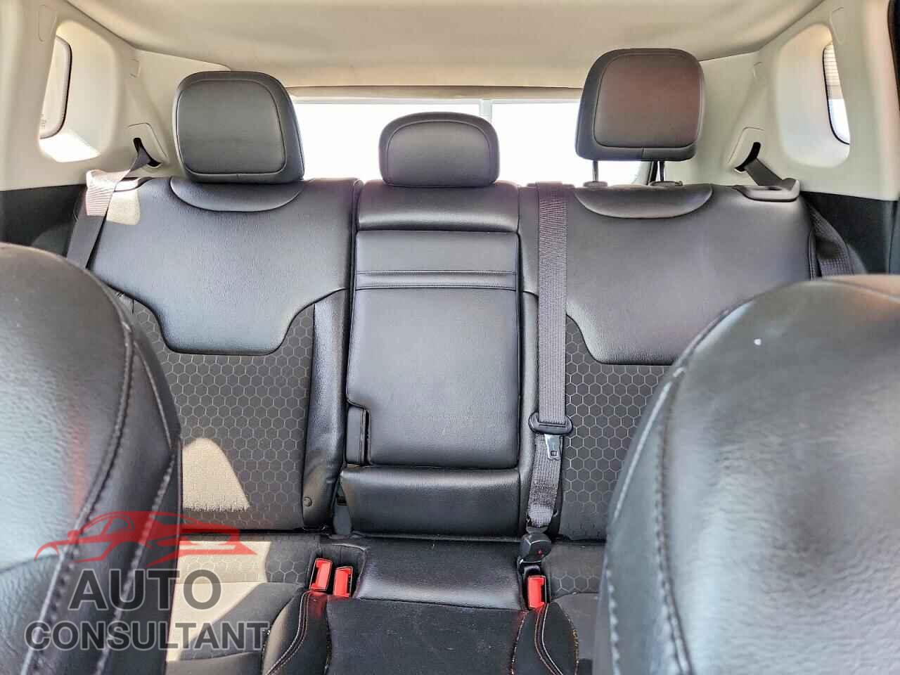 JEEP COMPASS 2019 - 3C4NJDBB9KT772933