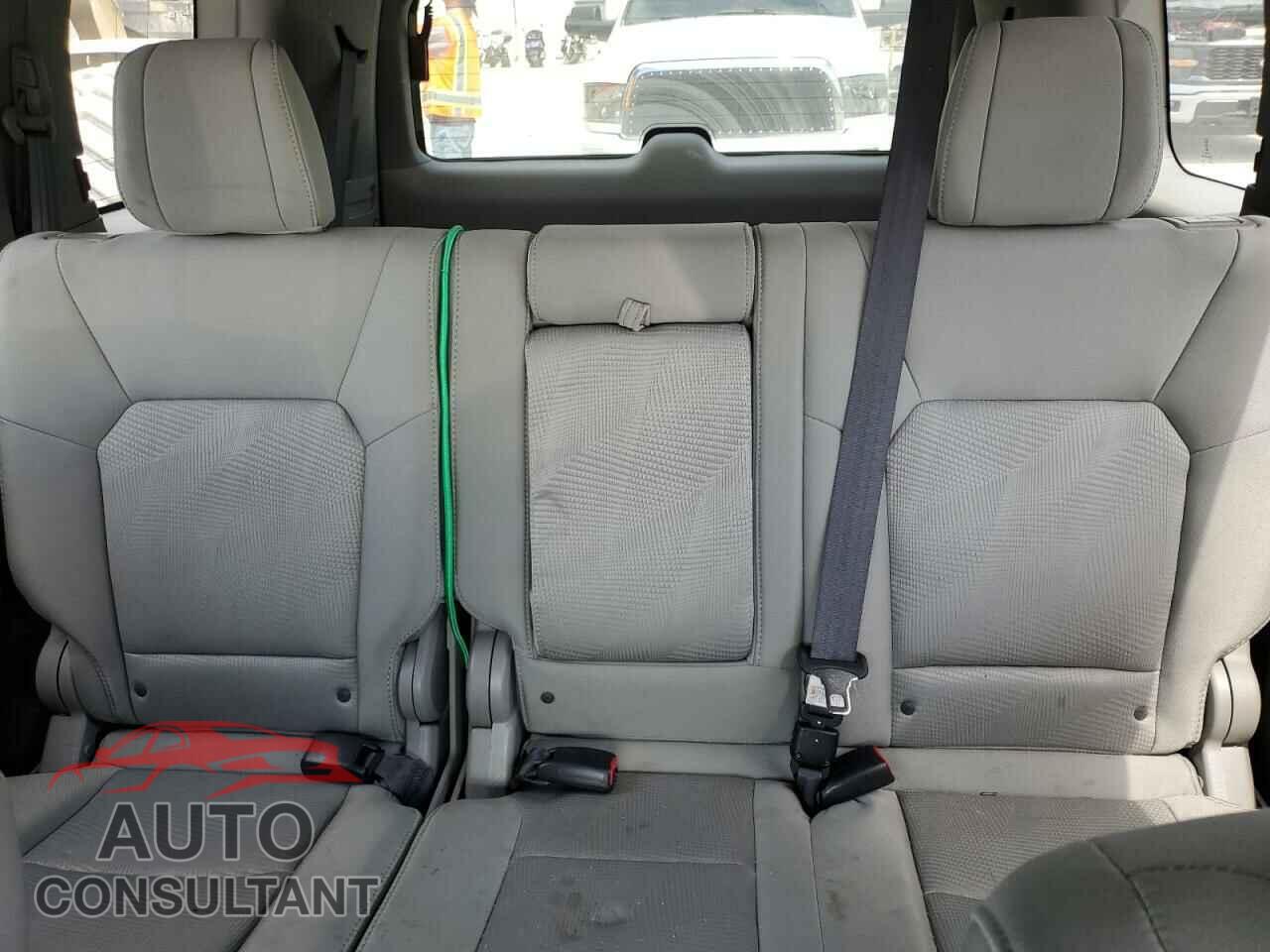 HONDA PILOT 2012 - 5FNYF3H24CB013087