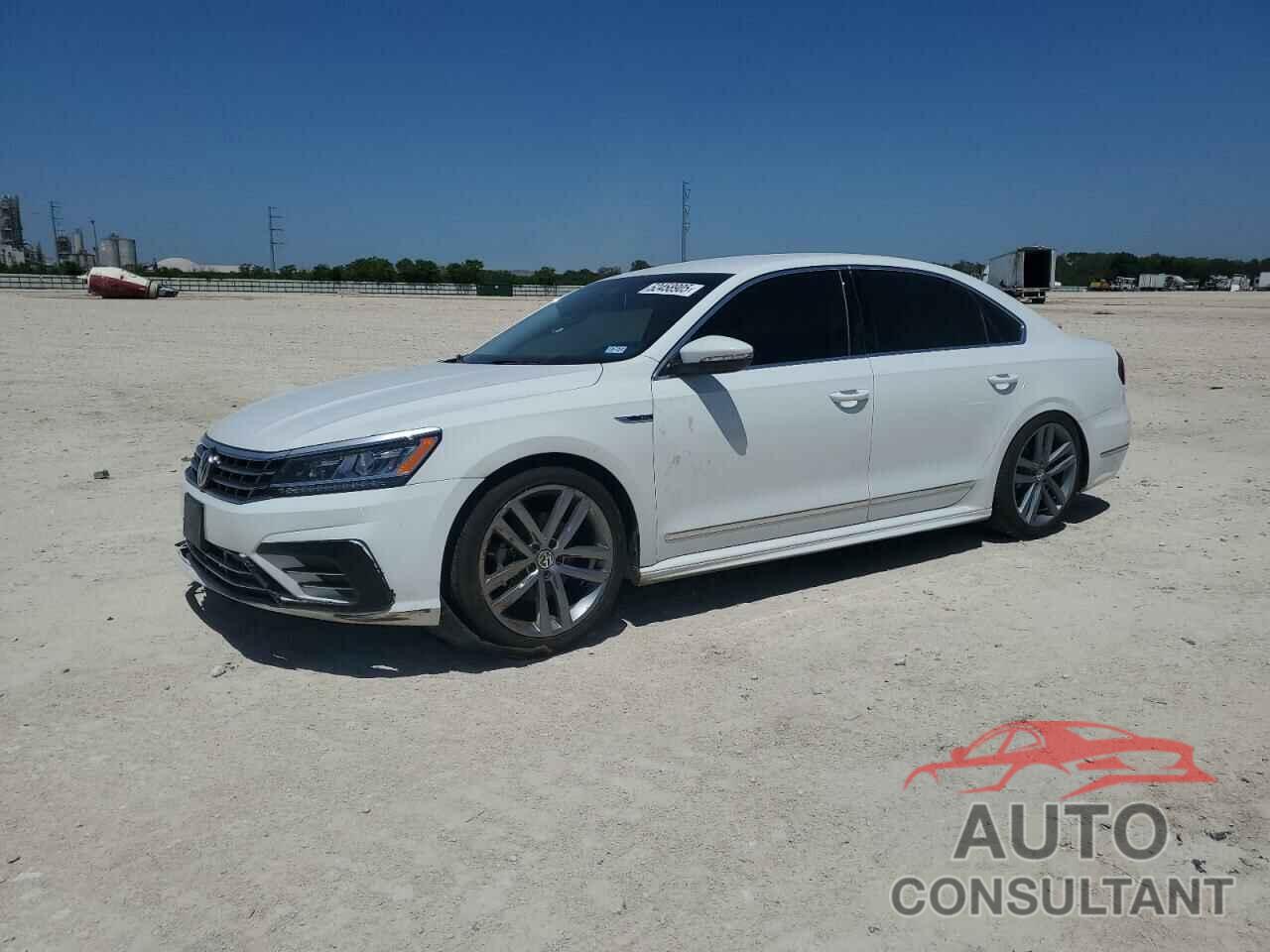 VOLKSWAGEN PASSAT 2017 - 1VWDT7A31HC015950