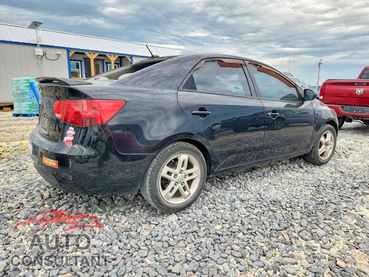 KIA FORTE 2012 - KNAFT4A24C5590006