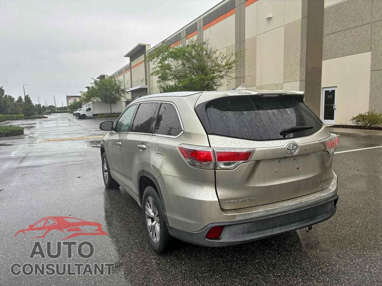 TOYOTA HIGHLANDER 2015 - 5TDKKRFH3FS043550