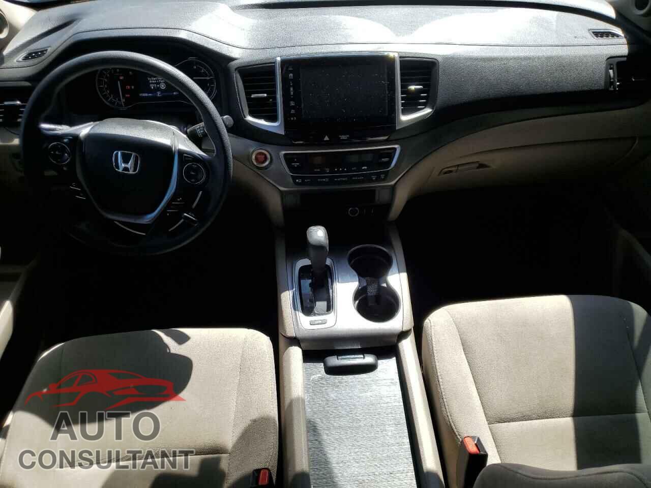 HONDA PILOT 2017 - 5FNYF5H37HB016593