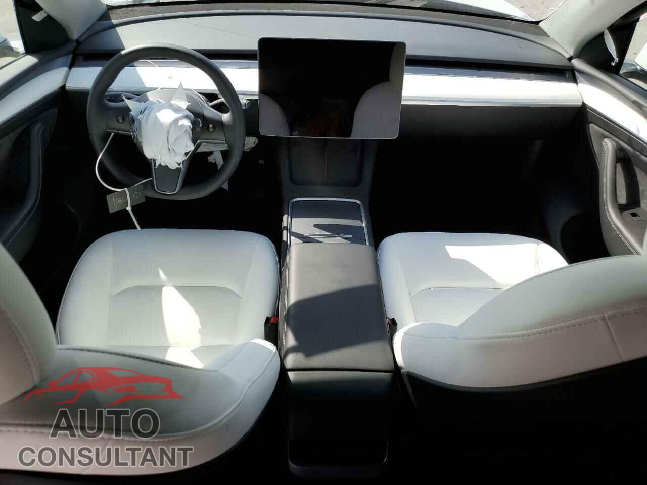 TESLA MODEL Y 2023 - 7SAYGDEEXPF633646