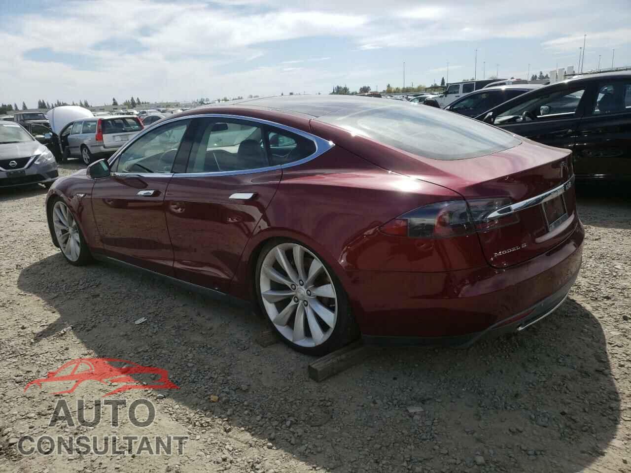 TESLA MODEL S 2012 - 5YJSA1DP9CFS00626