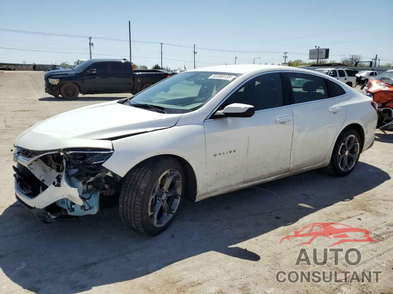 CHEVROLET MALIBU 2020 - 1G1ZD5STXLF096472