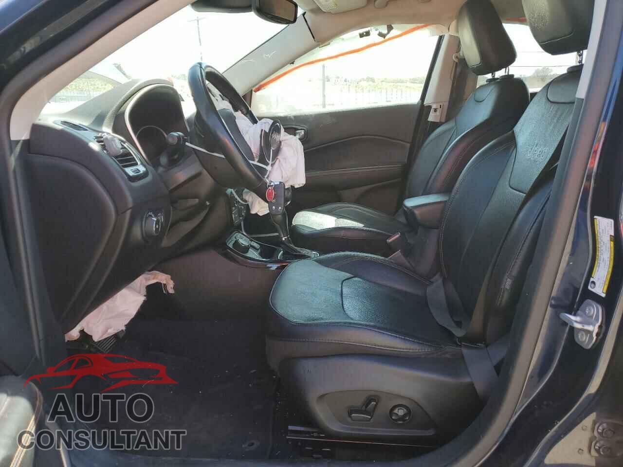 JEEP COMPASS 2020 - 3C4NJDCB0LT203629