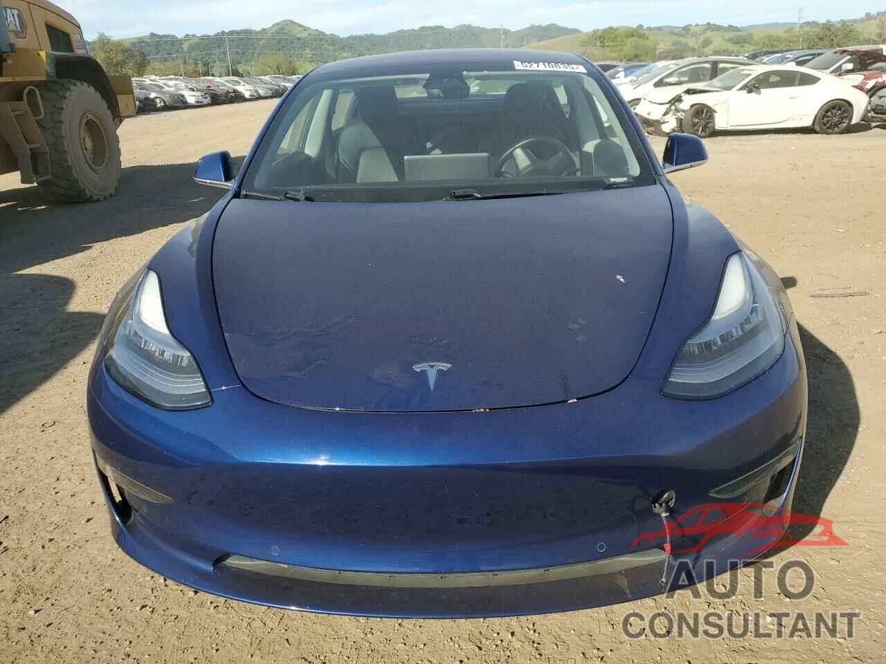 TESLA MODEL 3 2018 - 5YJ3E1EA6JF040351