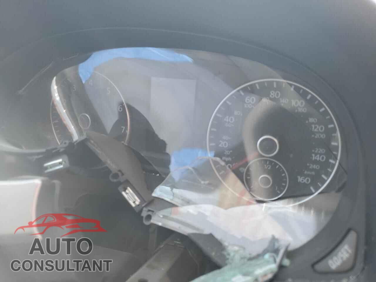VOLKSWAGEN PASSAT 2013 - 1VWAP7A3XDC126840