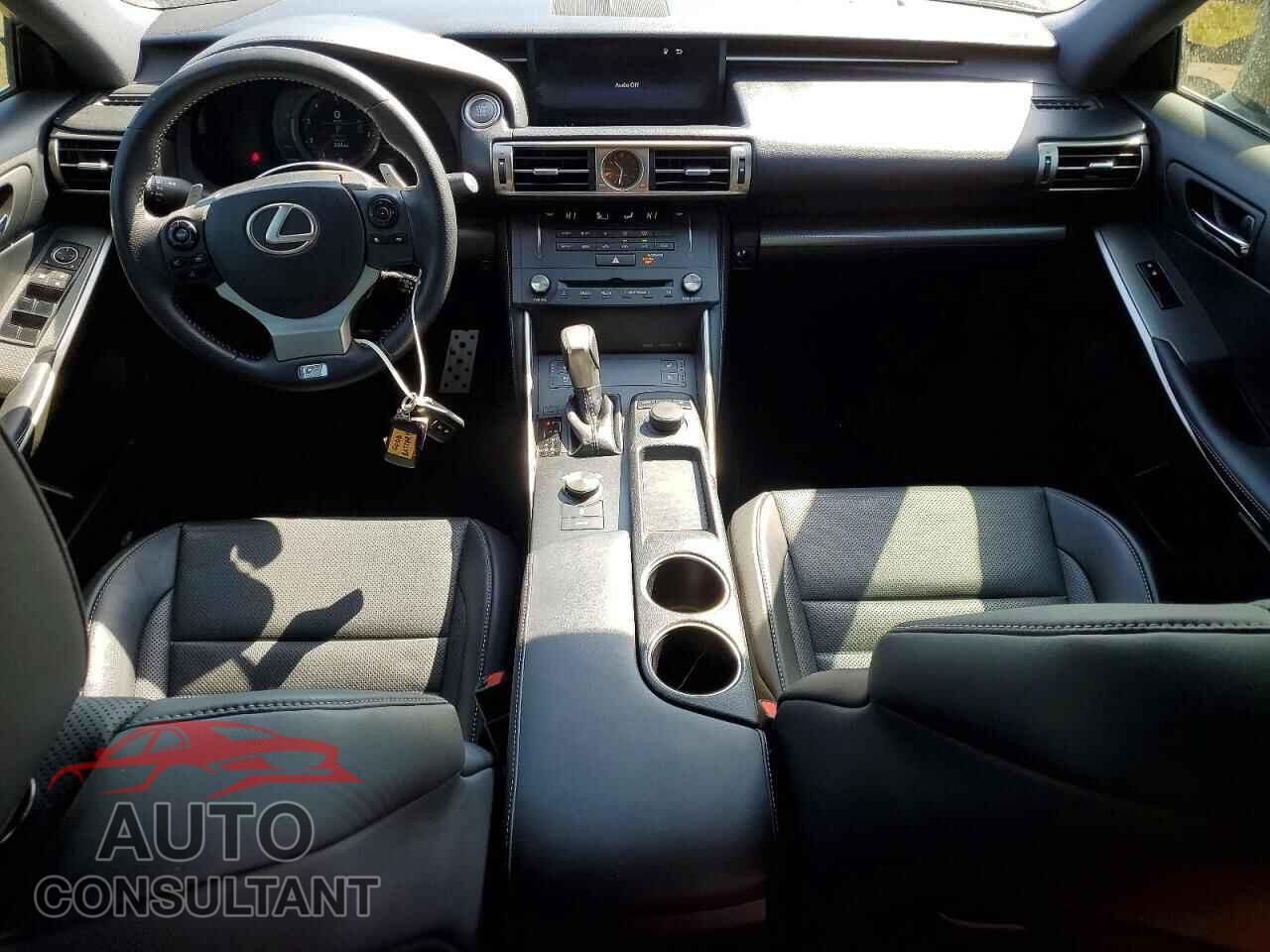 LEXUS IS 2015 - JTHCF1D20F5025729