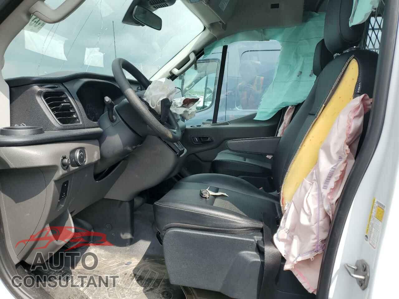 FORD TRANSIT 2022 - 1FTBR2C82NKA36635