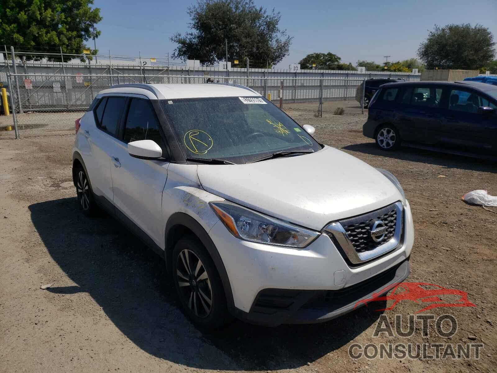 NISSAN KICKS 2018 - 3N1CP5CU6JL509294