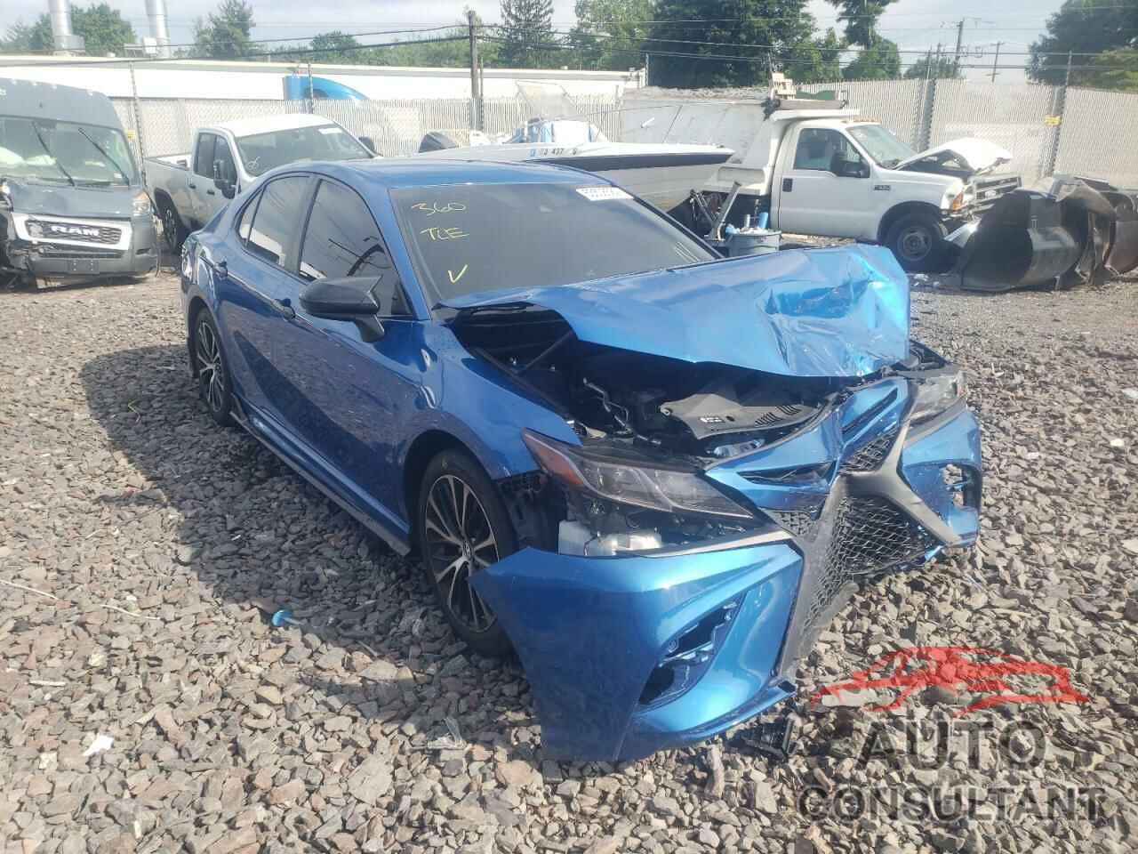 TOYOTA CAMRY 2019 - 4T1B11HK2KU245715