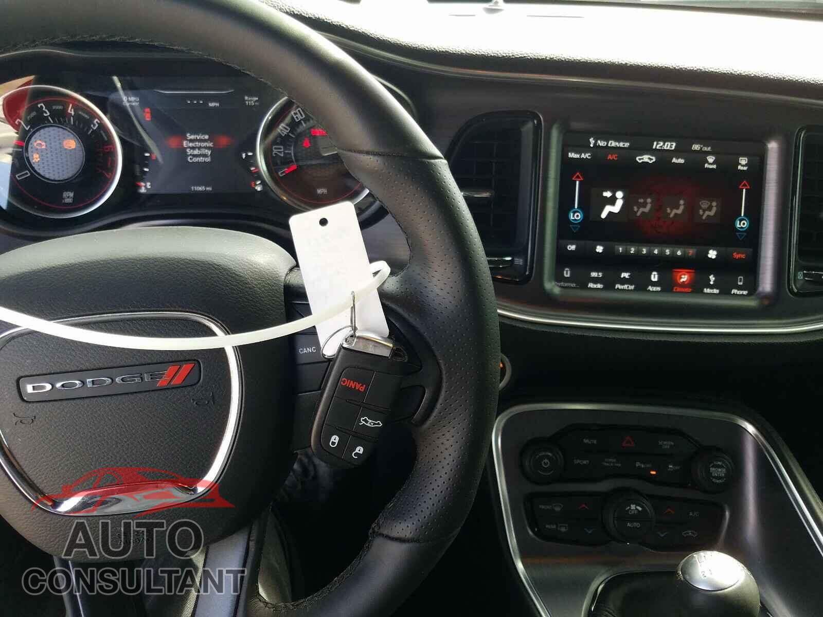 DODGE CHALLENGER 2018 - 2C3CDZBT2JH233084