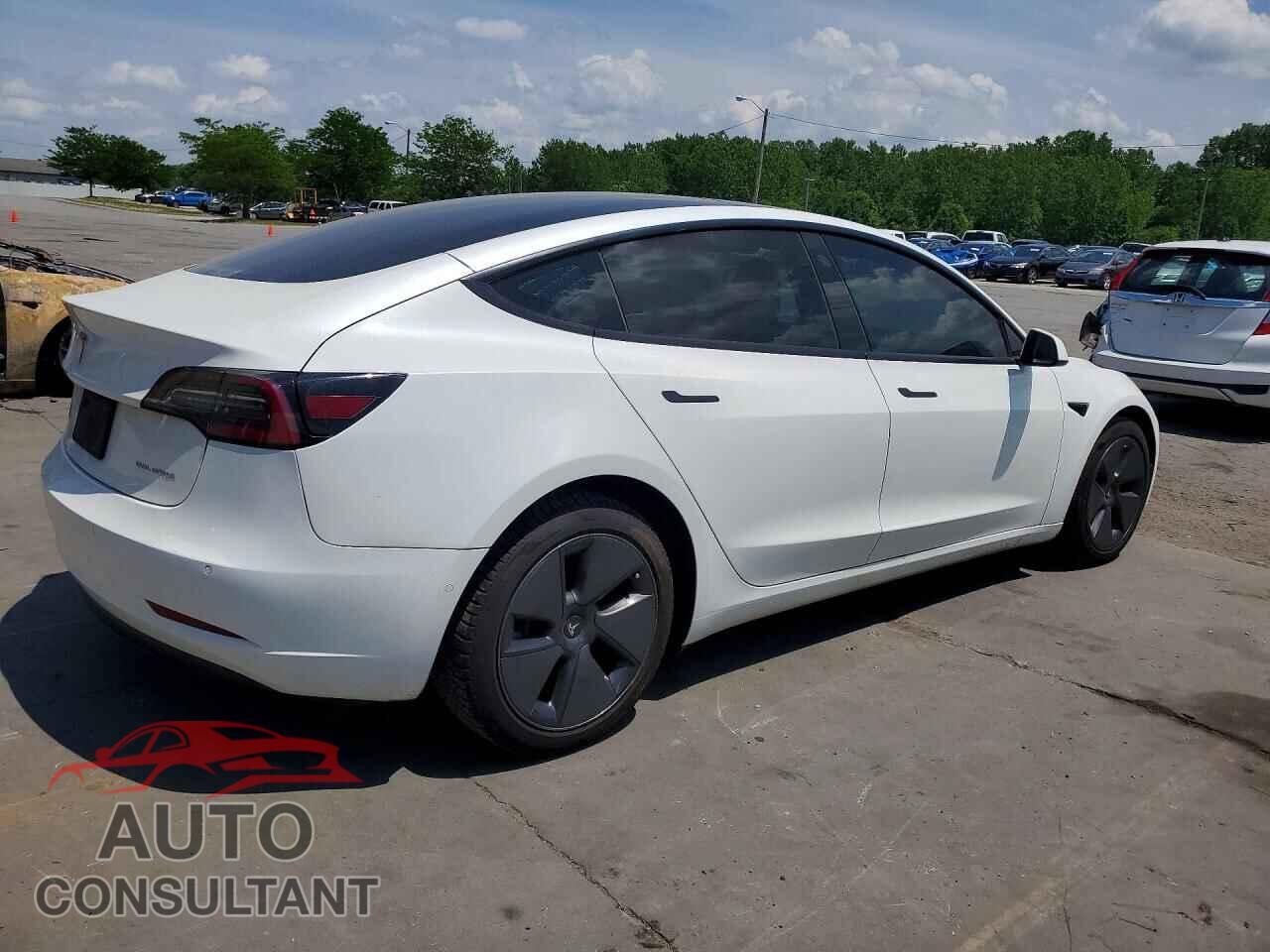 TESLA MODEL 3 2021 - 5YJ3E1EB5MF093149
