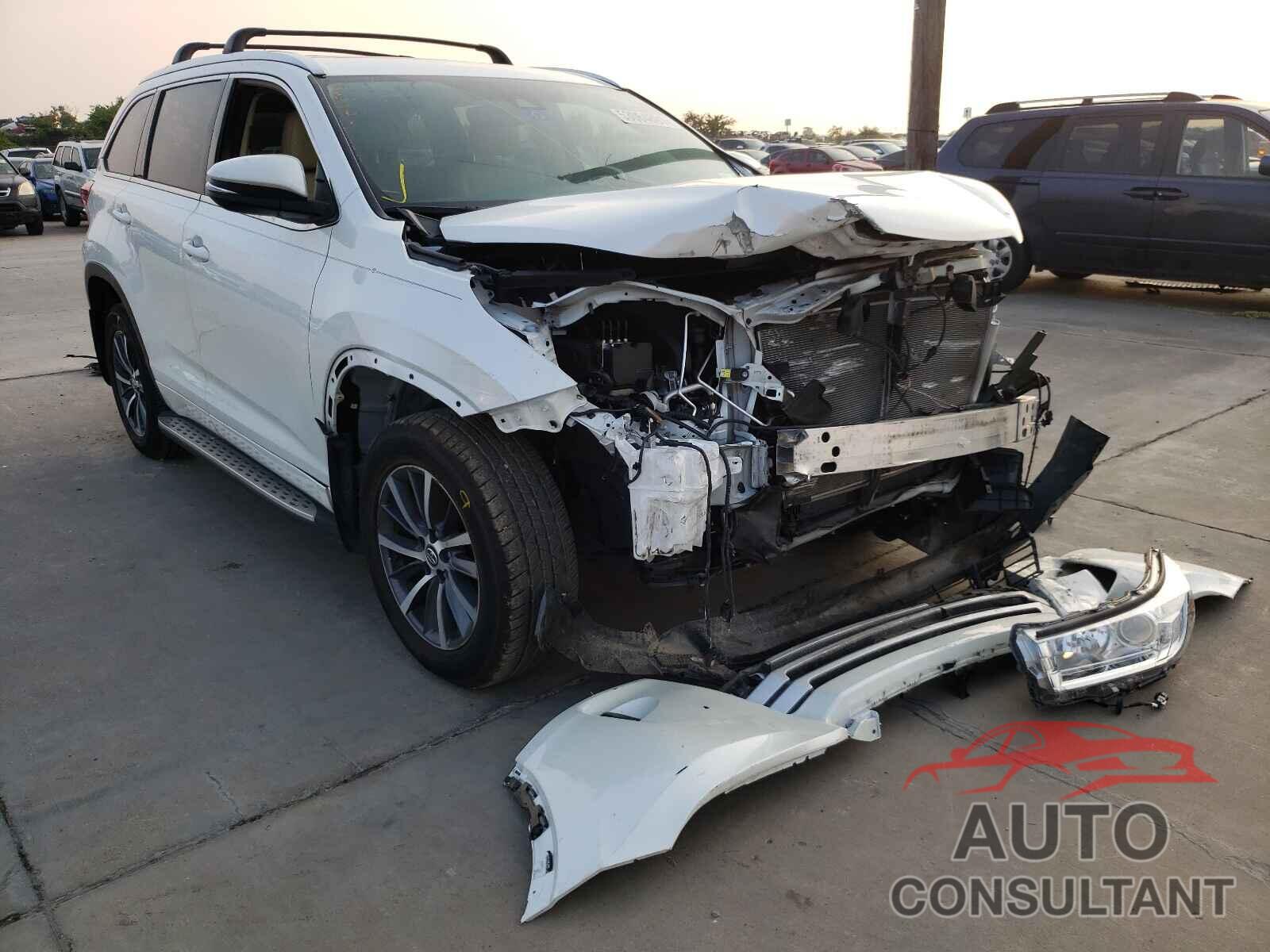 TOYOTA HIGHLANDER 2018 - 5TDKZRFH5JS266290