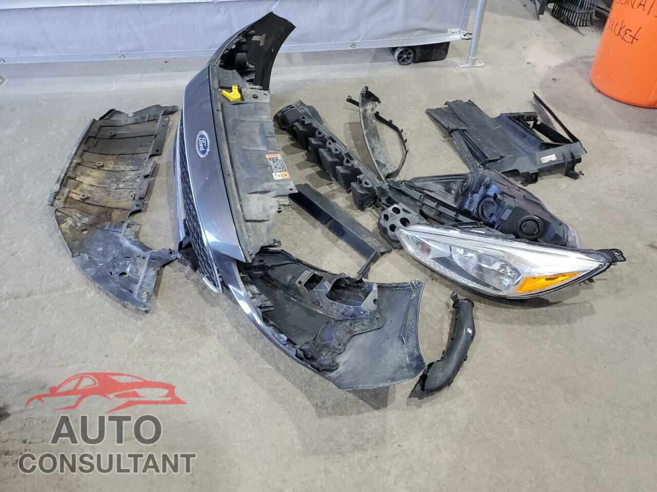FORD FOCUS 2016 - 1FADP3F23GL375578