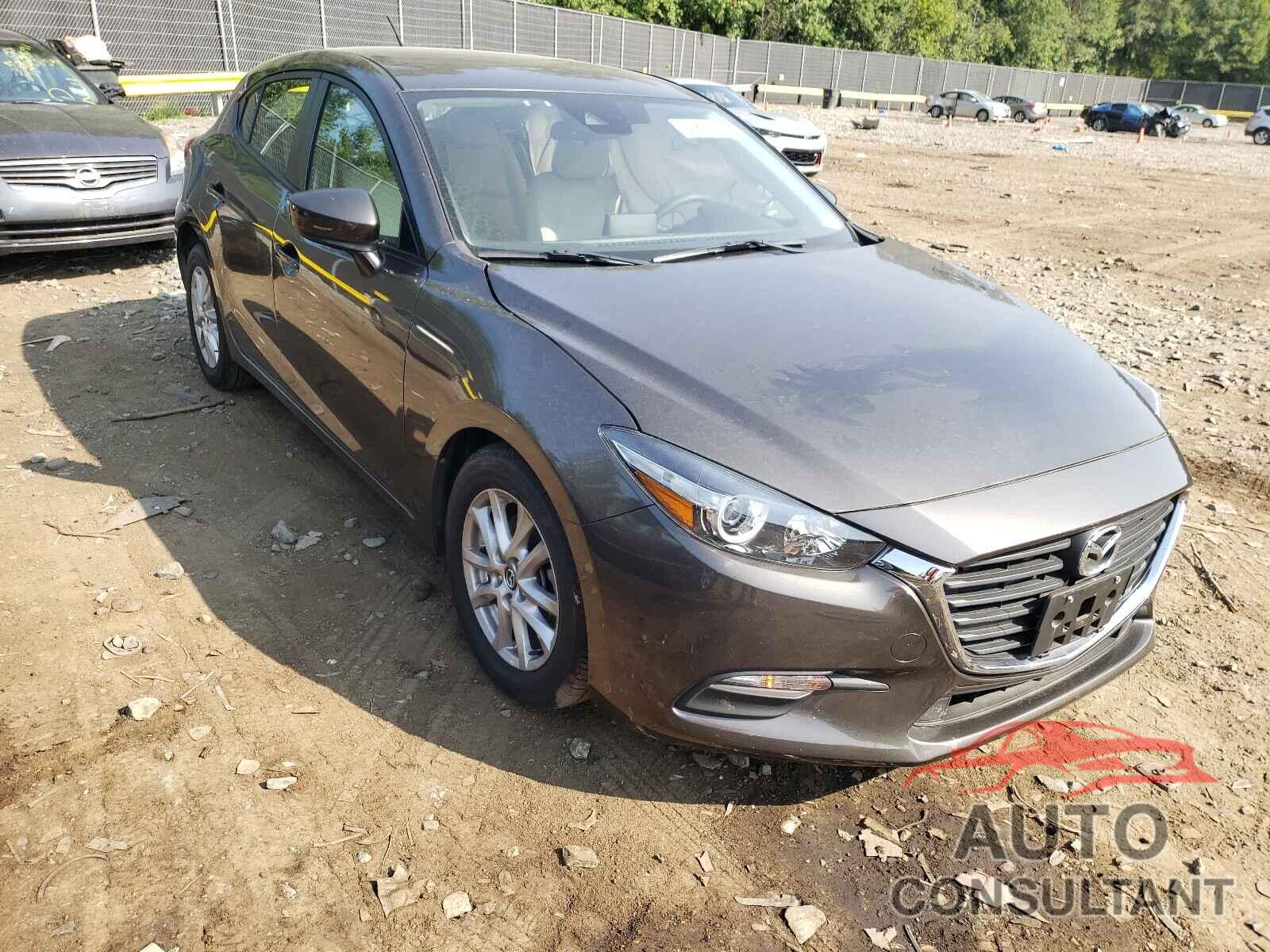 MAZDA 3 2018 - 3MZBN1K70JM175273