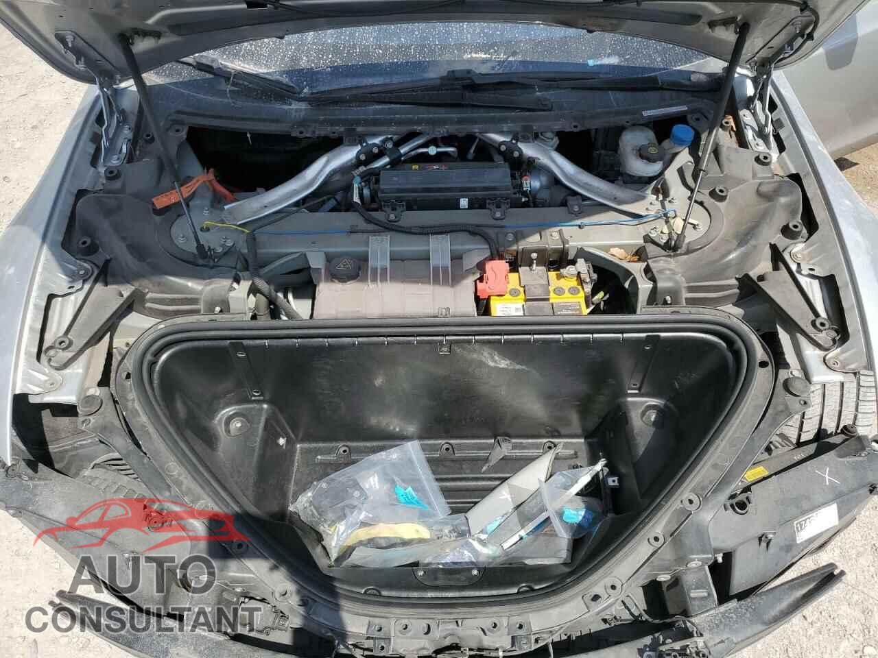 TESLA MODEL S 2017 - 5YJSA1E27HF210792