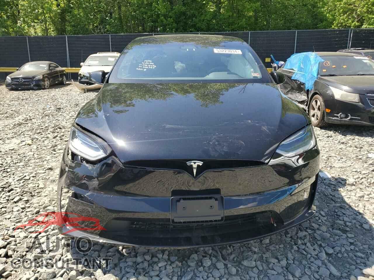 TESLA MODEL X 2023 - 7SAXCBE55PF386564