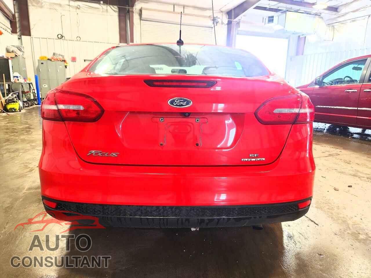 FORD FOCUS 2016 - 1FADP3F29GL289739