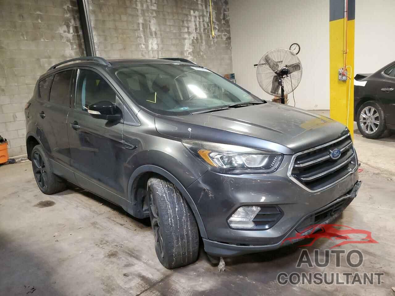 FORD ESCAPE 2017 - 1FMCU9JD6HUD80758