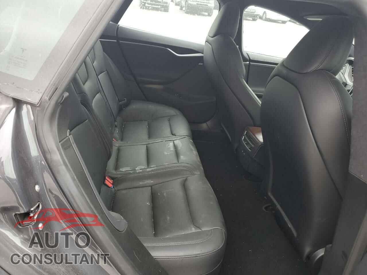 TESLA MODEL S 2021 - 5YJSA1E25MF427316