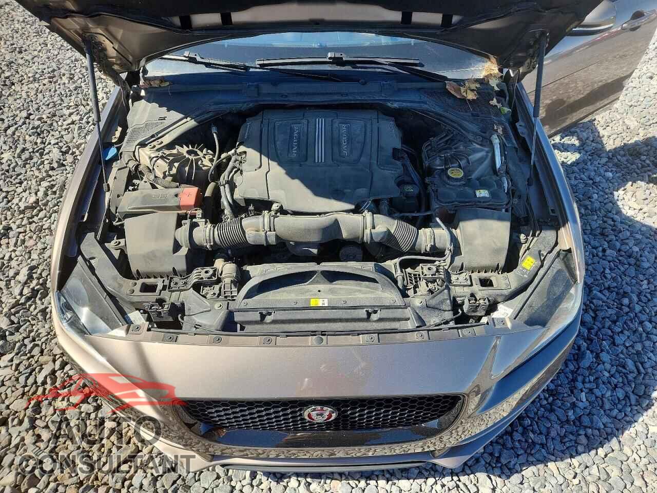 JAGUAR XE 2017 - SAJAK4BVXHA973702