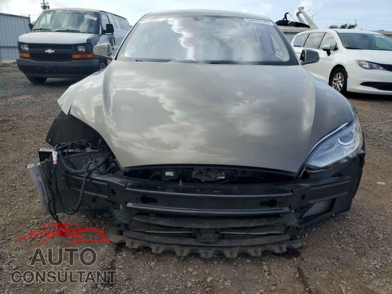 TESLA MODEL S 2015 - 5YJSA1E29FF115034