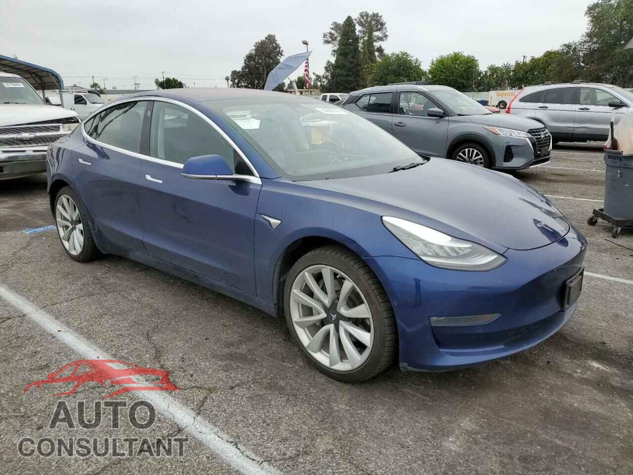 TESLA MODEL 3 2018 - 5YJ3E1EA9JF013743