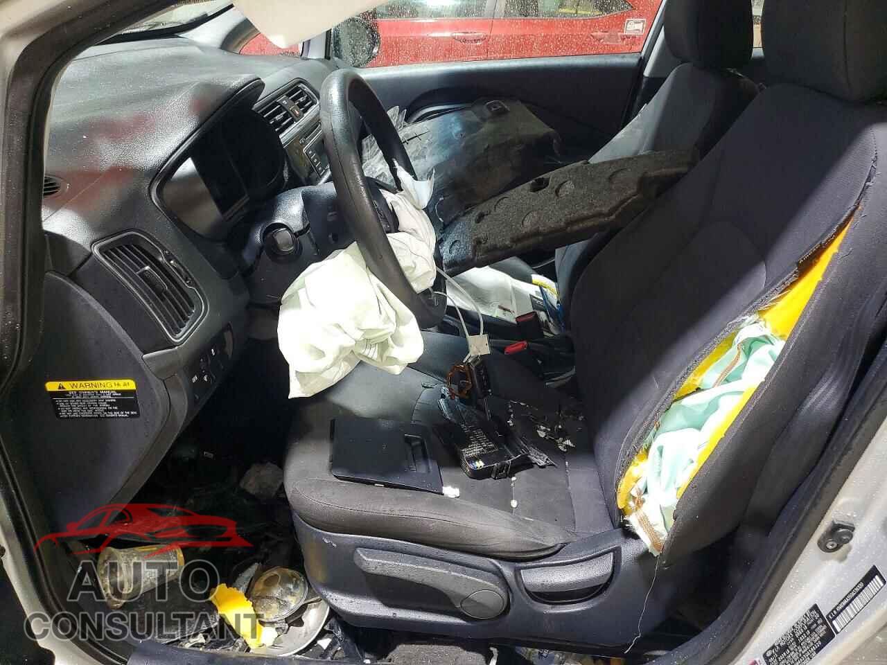 KIA RIO 2016 - KNADM4A35G6586320