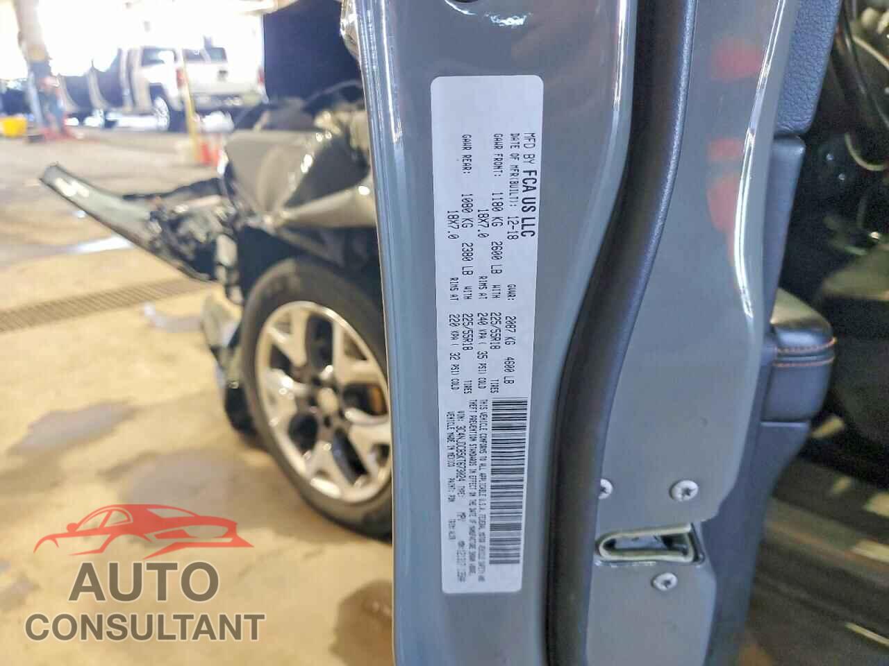 JEEP COMPASS 2019 - 3C4NJDCB5KT673024