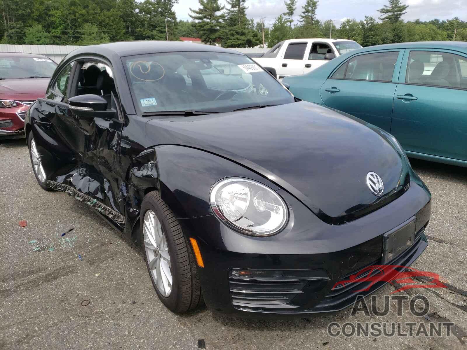 VOLKSWAGEN BEETLE 2018 - 3VWFD7AT7JM710203