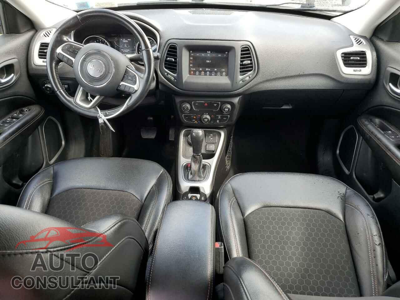 JEEP COMPASS 2020 - 3C4NJDBB2LT219705