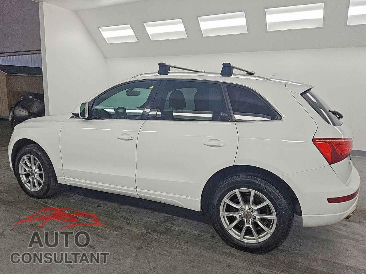 AUDI Q5 2010 - WA1CKAFP2AA087536
