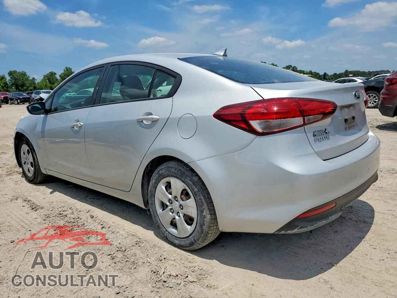 KIA FORTE 2017 - 3KPFK4A77HE077295