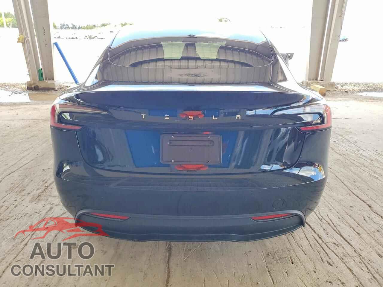 TESLA MODEL 3 2024 - 5YJ3E1EA7RF733571